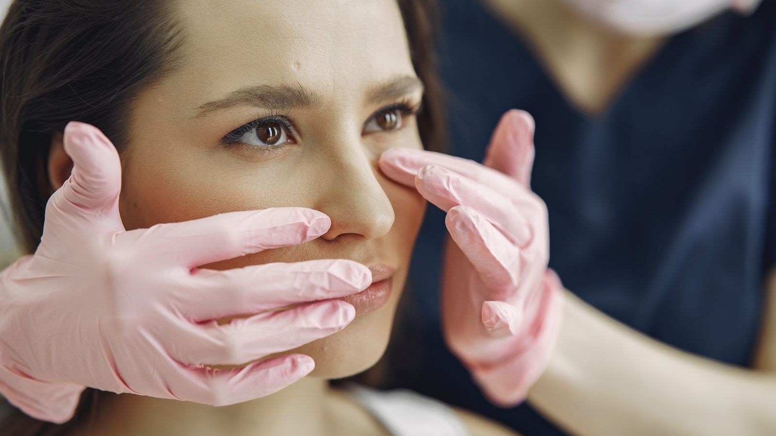 Ameliyatsız Burun Kanatlarını Daraltma: Mümkün Mü?