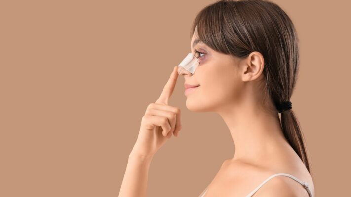 Burun Ameliyatı Sonrası Yan Yatmak: Neden Önemli ve Nasıl Yapılmalı?