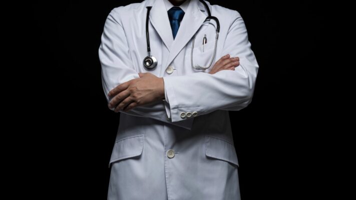 Rinoplasti Doktoru Seçiminde Dikkat Edilmesi Gerekenler